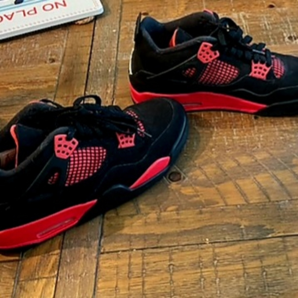 Jordan Retro 4s